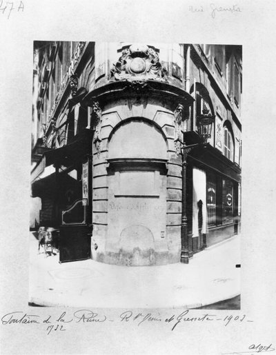 Fontaine de la Reine, rue Saint-Denis, Paris, 1903 von Eugène Atget